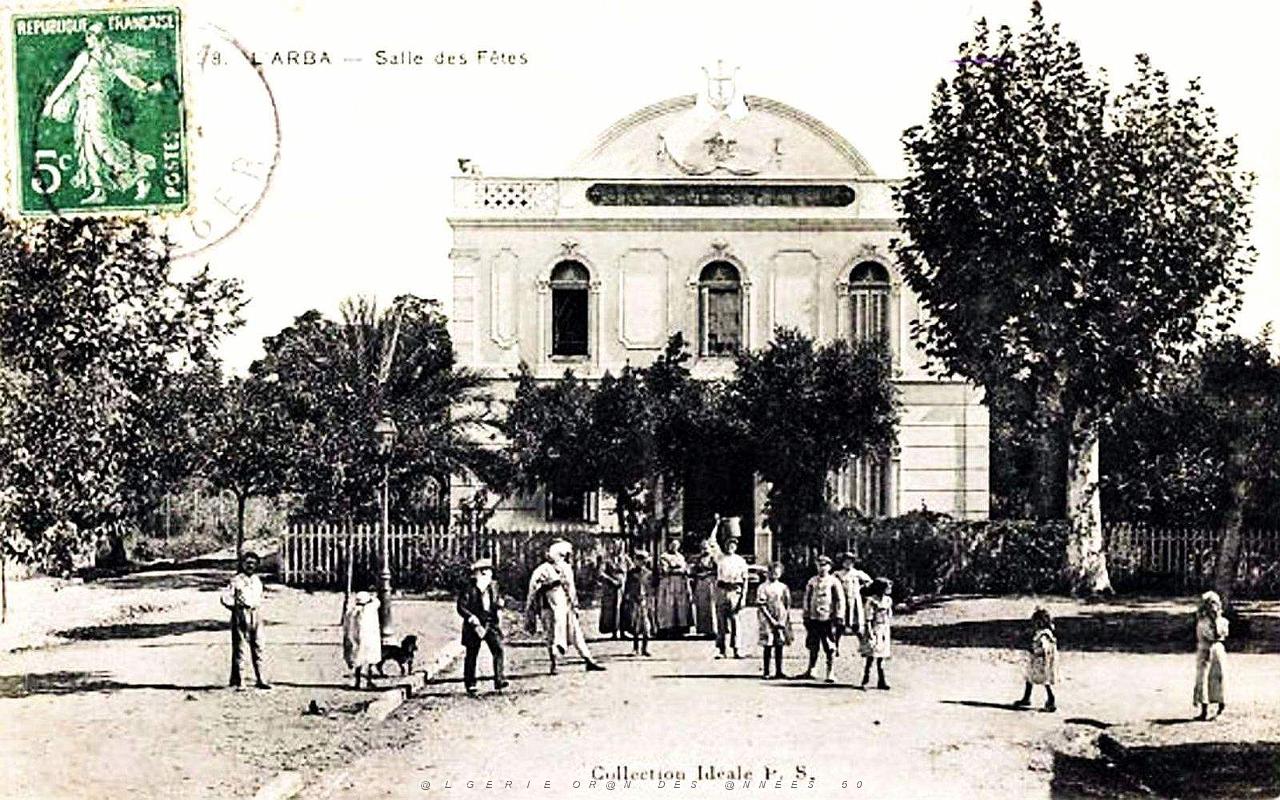 1364- L'Arba - Salle des Fetes.jpg